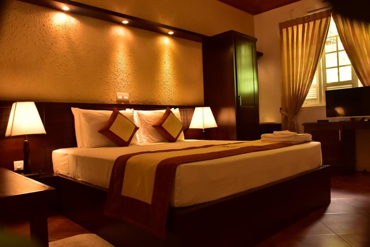 Notting Hill Country House Tennekumbura Bagian luar foto
